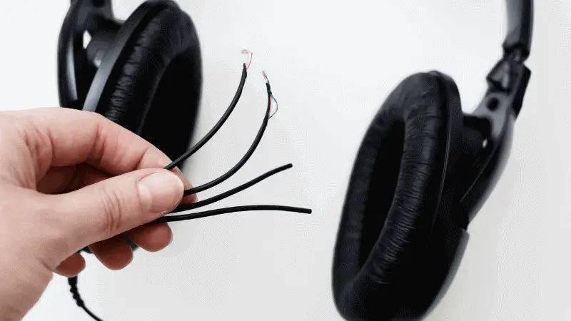 Loose Wires
